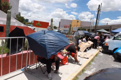 Venta de boletos para Palenque Pachuca 2025 inicia con largas filas
