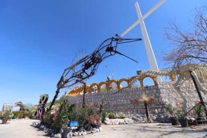 Intervención artística transformará dinosaurio quemado en Torreón