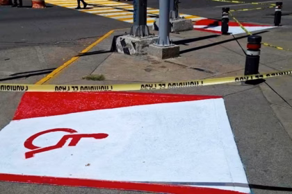 Celaya pinta rampas de acceso para sillas de ruedas de color rojo para mayor visibilidad