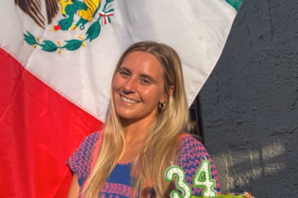 Estadounidense celebra su cumpleaños con una fiesta mexicana que se vuelve viral