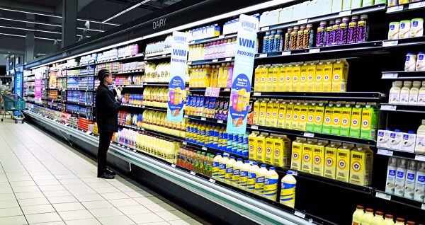 Aranceles de Trump impactan ligeramente la inflación en EE.UU. alcanzando 2.4%