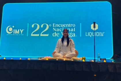 Ana Paula Domínguez y el yoga que calma la mente y transforma vidas