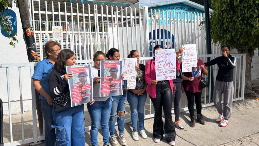 Buscan libertad condicional para maestra acusada de abuso en León
