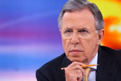 Joaquín López-Dóriga reaparece tras hospitalización por neumonía