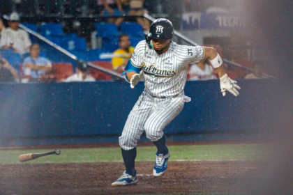 Sultanes de monterrey aseguran su pase a playoffs en la liga mexicana de béisbol