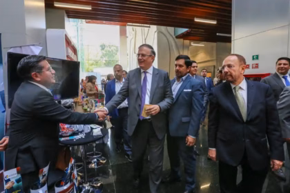 Ebrard confía en pasar la prueba de aranceles con EU