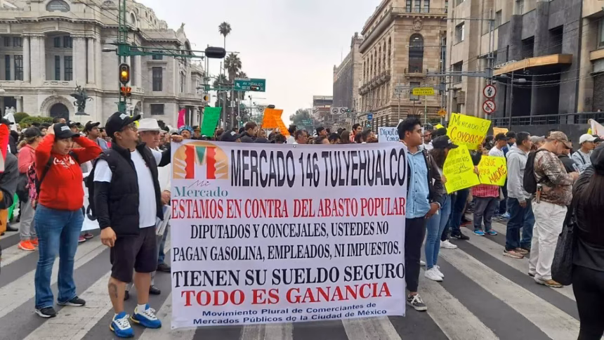 Comerciantes de mercados públicos convocan megabloqueo en la CDMX