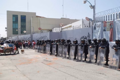 Custodian penal de Chalco tras disturbios y enfrentamientos