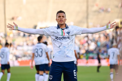 Nelson Deossa dejará Rayados para jugar en el Real Betis