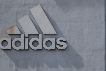Adidas podría aumentar precios en EE. UU. por aranceles