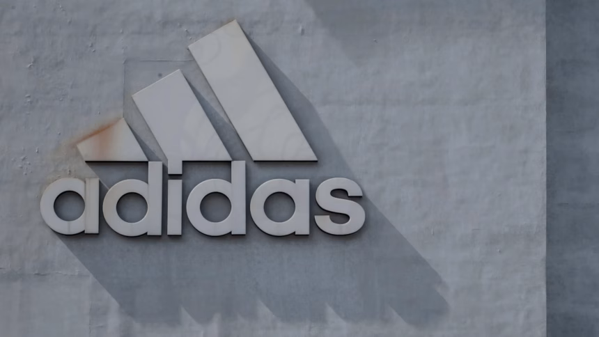 Adidas podría aumentar precios en EE. UU. por aranceles