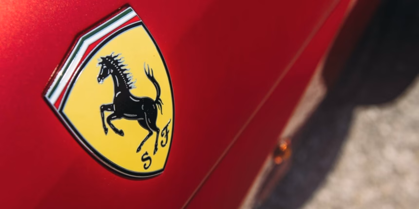 Acciones de Ferrari caen 12%, mayor desplome desde 2016