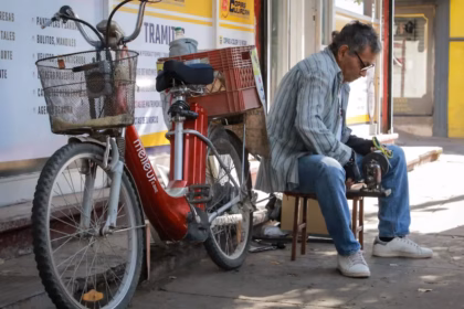 Pérdida de empleo impulsa crecimiento del comercio ambulante en Sinaloa