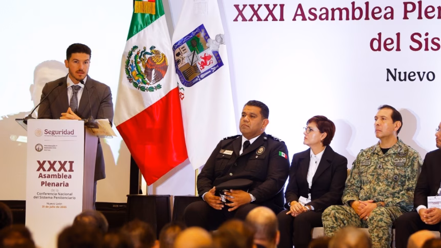 Samuel García propone instalar inhibidores en penales para detener extorsiones