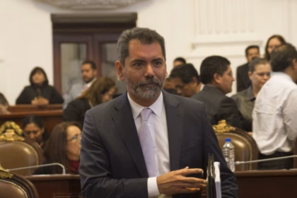 Amador confirma que no repetirá emisión de bonos pre-capitalizados para Pemex