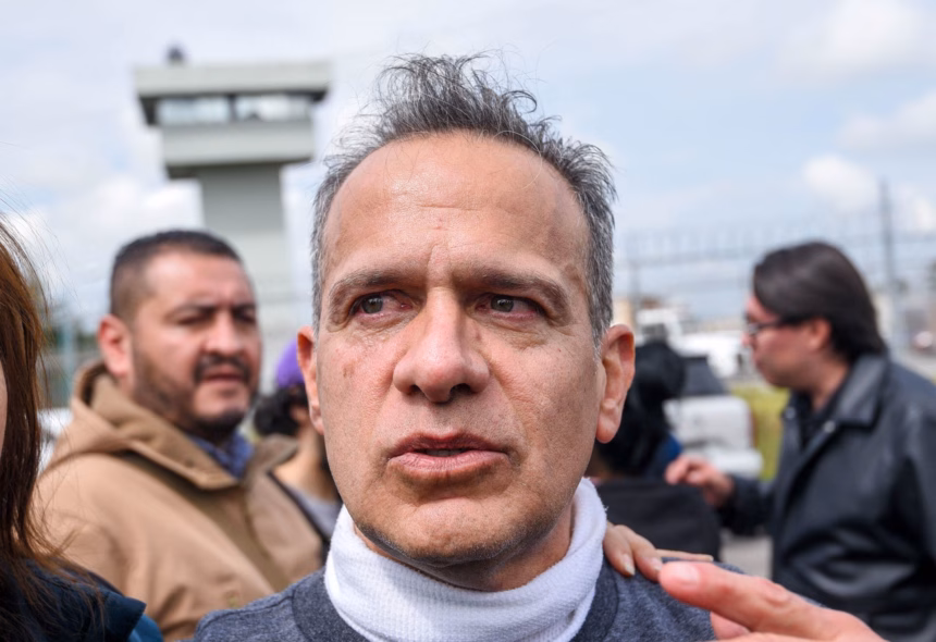 Israel Vallarta envía mensaje a ex policías involucrados en su caso