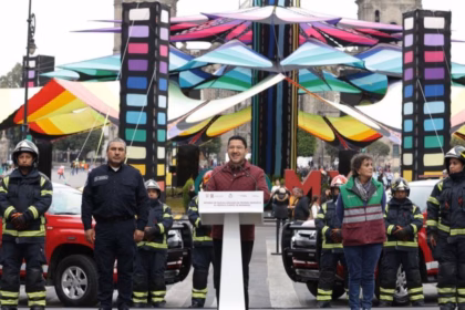 Ciudad de México presenta nueva flotilla de unidades para Bomberos