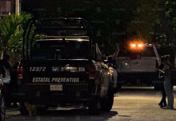 Catean presunta narcoquintita en Cancún en operativo coordinado