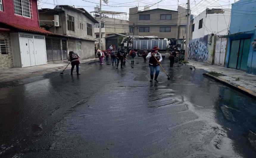 Basura obstruye drenaje y aumenta riesgo de inundaciones en Nezahualcóyotl