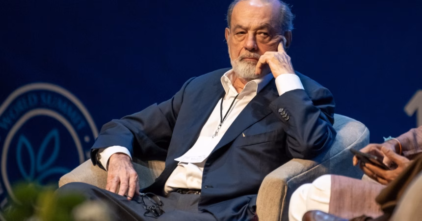 Slim busca salir del proyecto Lakach en Pemex para centrarse en Ixachi
