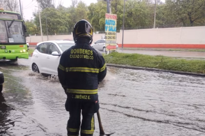 Lluvias en Ciudad de México provocan inundaciones y emergencias
