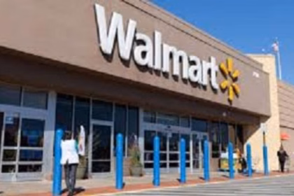 Ataque armado en Walmart Salamanca deja un herido grave y dos detenidos