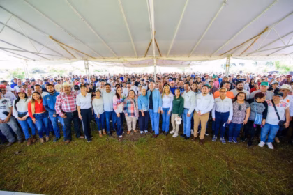 Participan miles en limpieza del Río Mololoa en Tepic
