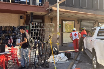 Hombre muere tras ser agredido afuera de bar en Monterrey