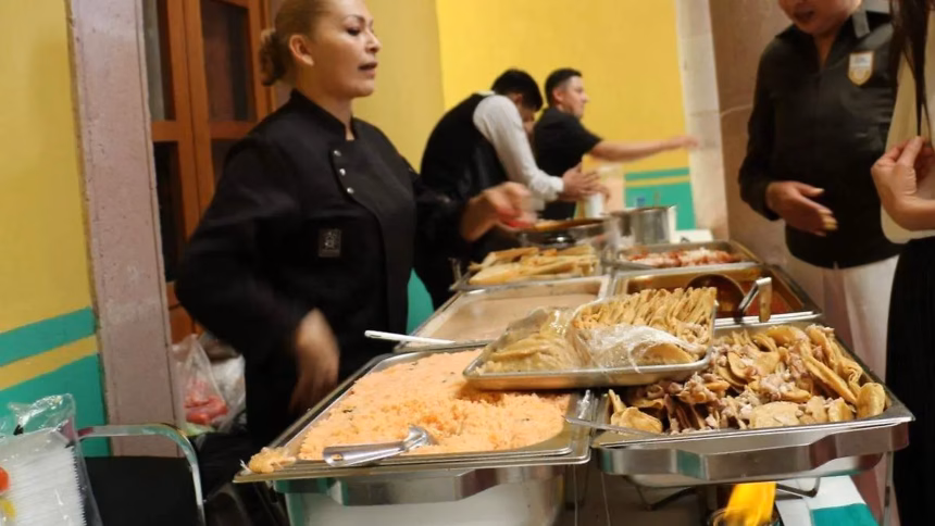 Comunidades extranjeras en Zacatecas celebran festival del folclor
