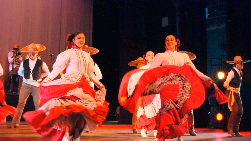 Teatro Calderón sede del Festival del Folclor en Zacatecas