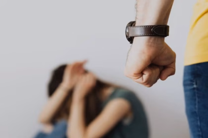 Persiste la violencia familiar, extorsiones y ciberataques en Nuevo León