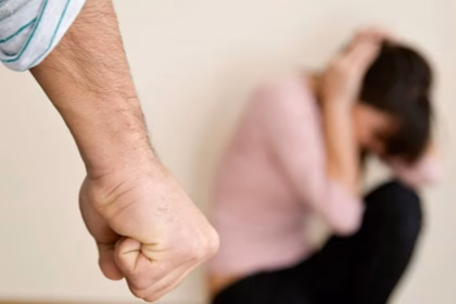 La violencia contra las mujeres en Nuevo León refleja cultura machista
