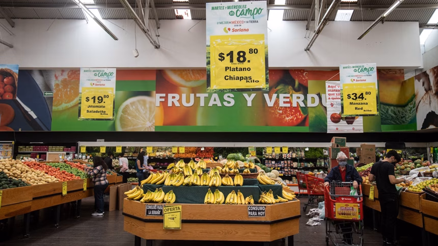 Inflación en México se desacelera en julio, pero la subyacente sigue por encima de la meta