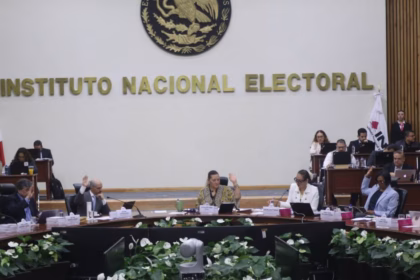 Exconsejeros del INE llaman al consenso en reforma electoral