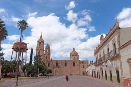 Michoacán gana Premio Bellas Artes de Crónica 2025 por narrativa sobre violencia