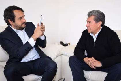 FT denuncia la hipocresía en viajes de morenistas en plena austeridad