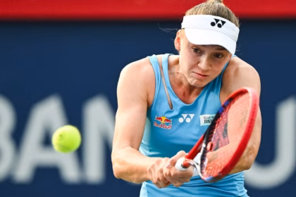 Elena Rybakina avanza a semifinales en Montreal tras retiro de Marta Kostyuk