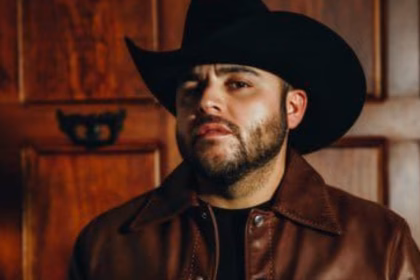 Gerardo Ortiz evita cárcel en EE.UU. delatando a su exmánager