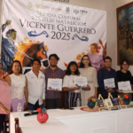 Presentan premios de cuento y poesía en Tixtla de Guerrero
