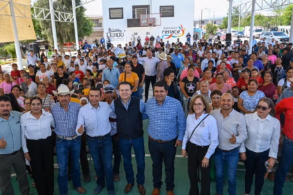 Durango entrega obras en Villa La Loma con inversión superior a 7.8 millones