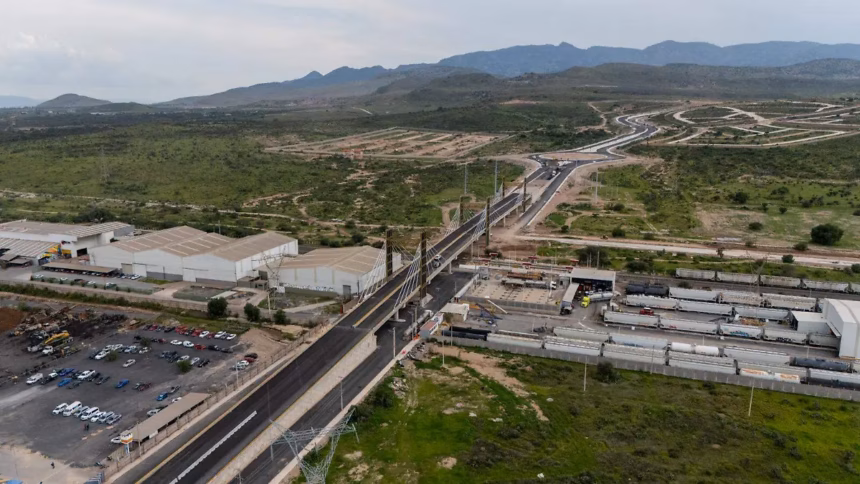 Cañeros tomarán cuatro bodegas en la Huasteca por caída en precios del azúcar