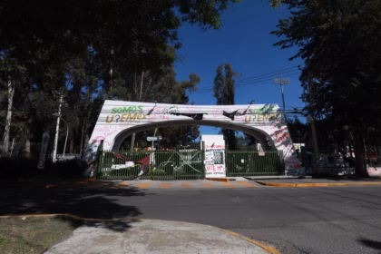 Estudiantes de la UAEMéx enfrentan retraso en regreso a clases
