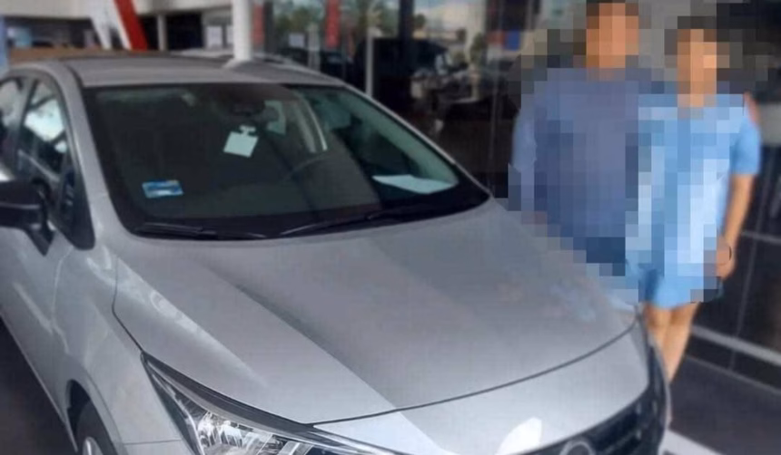 Joven es víctima de robo violento de su automóvil en Torreón