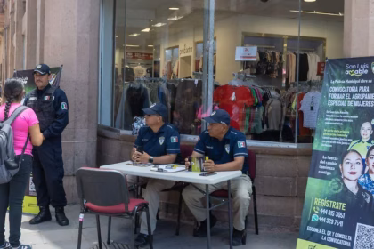 Policías en la Ciudad de México buscan cubrir plazas vacantes
