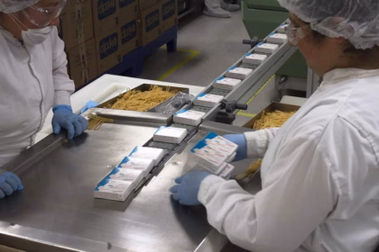 Arriban seis farmacéuticas a Morelos para compensar cierre de Nissan