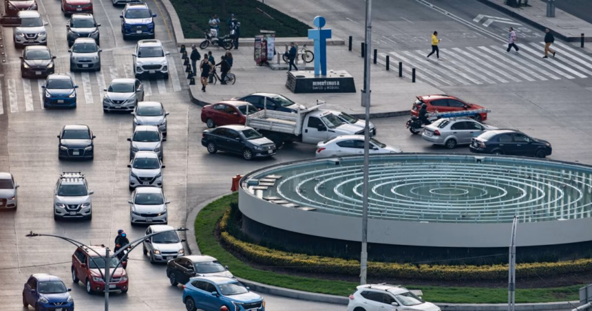 Hoy No Circula en CDMX y Edomex miércoles 6 de agosto 2025