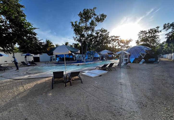 Glamping Horizonte Maya abre en Calderitas con inversión de más de un millón de dólares