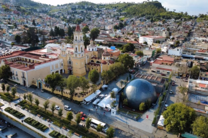 Vacaciones en Toluca: Proyecciones en el Planetario para Ver el Cosmos y el Océano