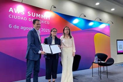Capacitarán a 450 mil mexicanos en inteligencia artificial gratis en tres años