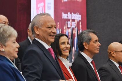 Plan de Pemex no mejora su calificación, advierte Moody's